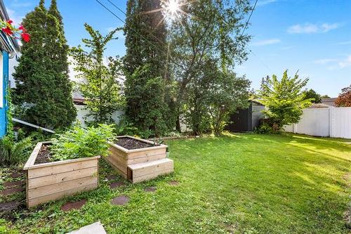 714 Henderson Hwy, Winnipeg, MB - Outdoor