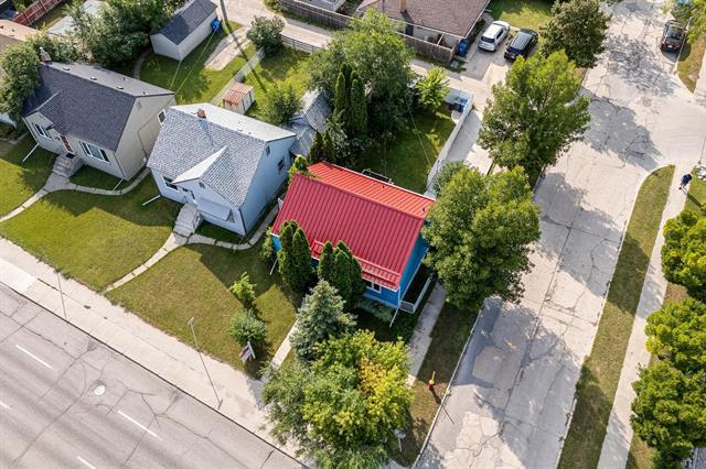 714 Henderson Hwy, Winnipeg, MB - Outdoor With View