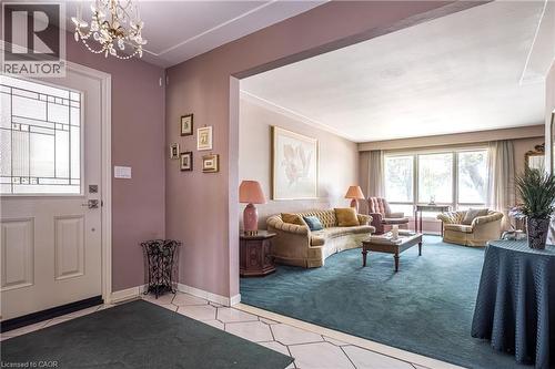 14 Woodside Drive, Hamilton, ON - Indoor