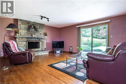 14 Woodside Drive, Hamilton, ON - Indoor Photo Showing Living Room With Fireplace