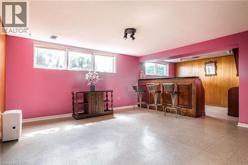 14 Woodside Drive, Hamilton, ON - Indoor