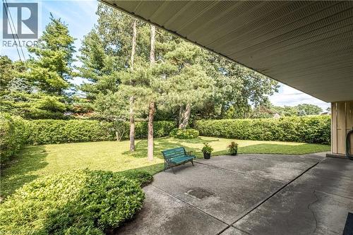 14 Woodside Drive, Hamilton, ON - Outdoor