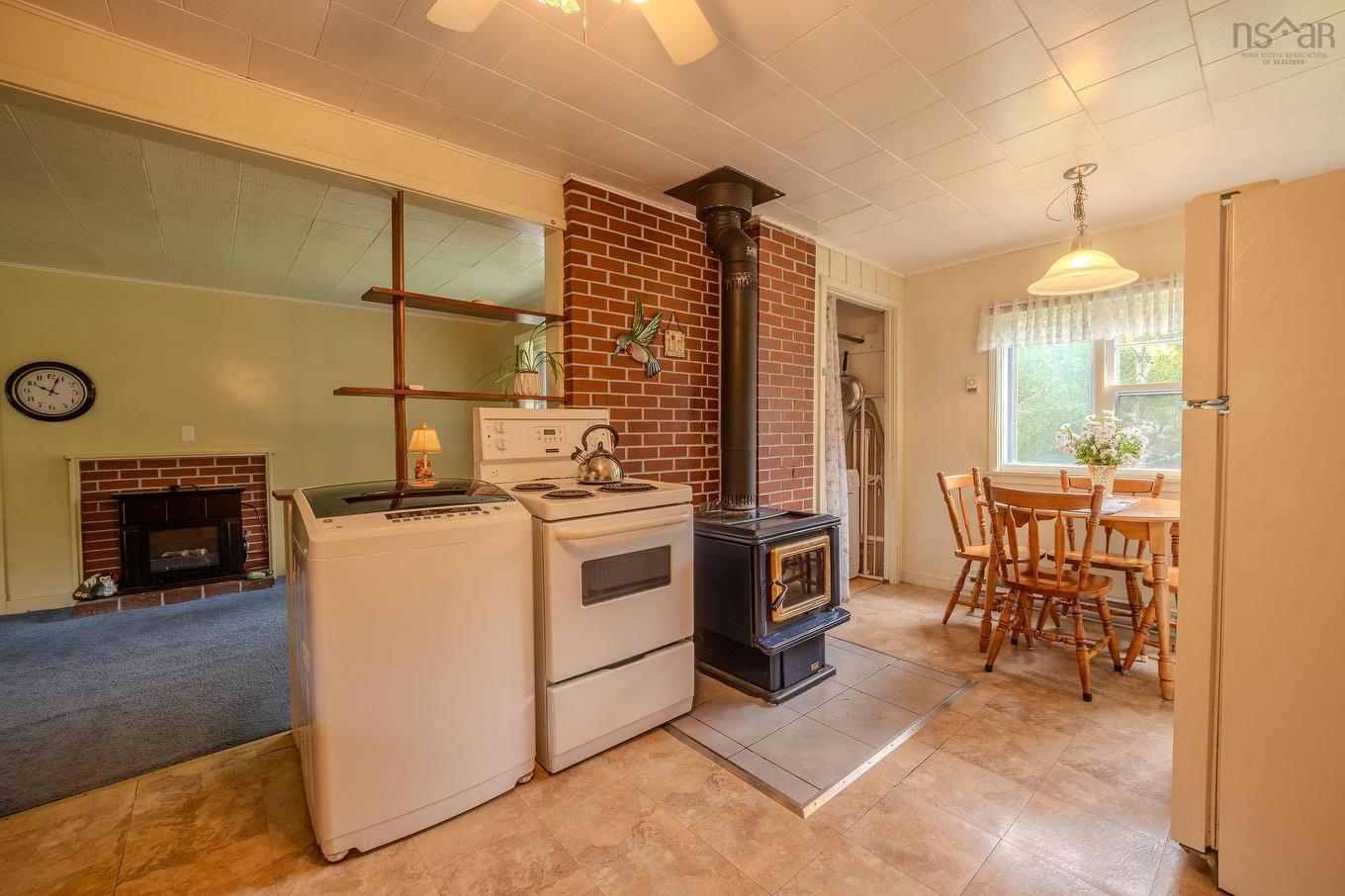 1694 Beech Hill Road, Beech Hill, NS - Indoor Photo Showing Kitchen