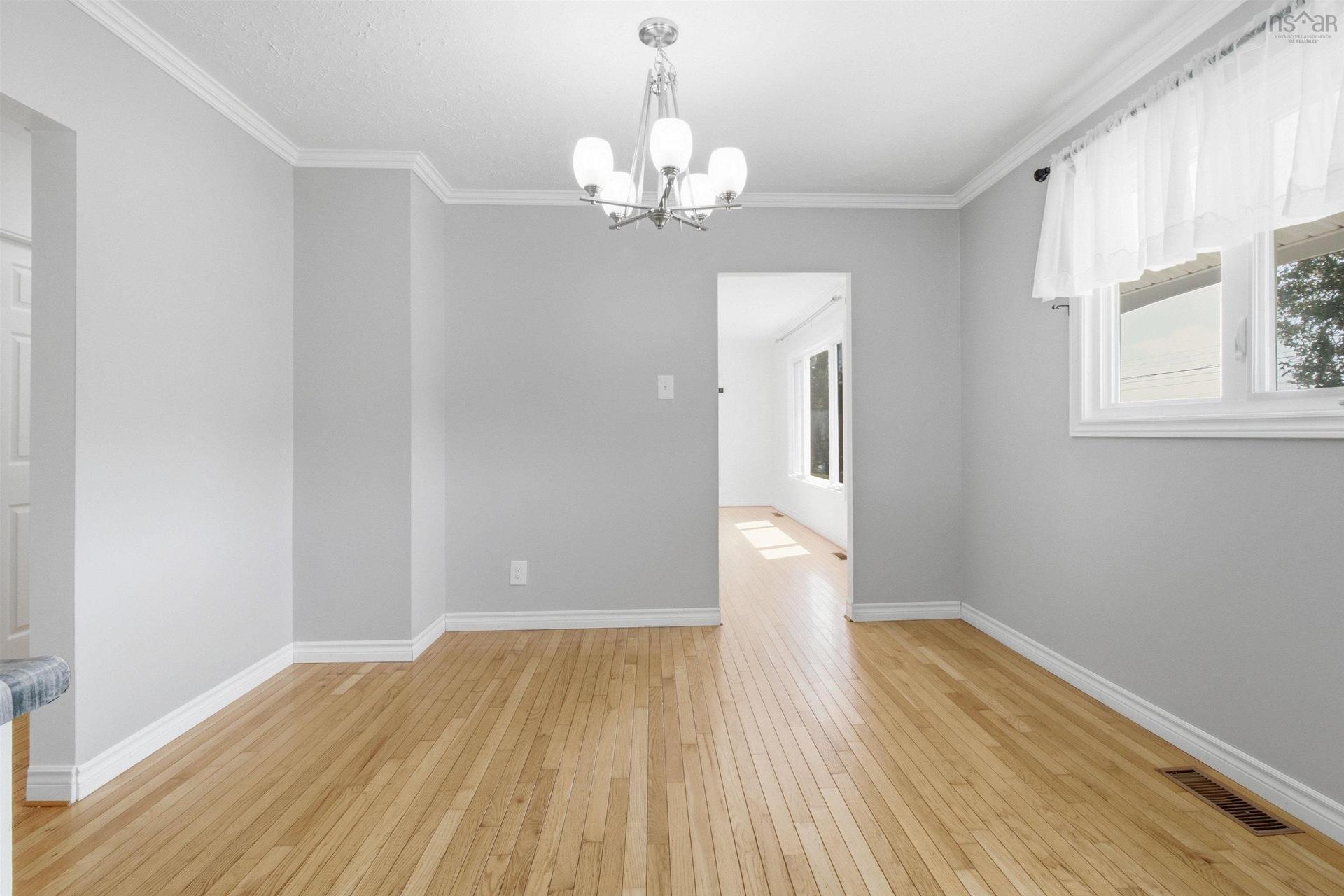 33 Inverary Drive, Dartmouth, NS - Indoor Photo Showing Other Room