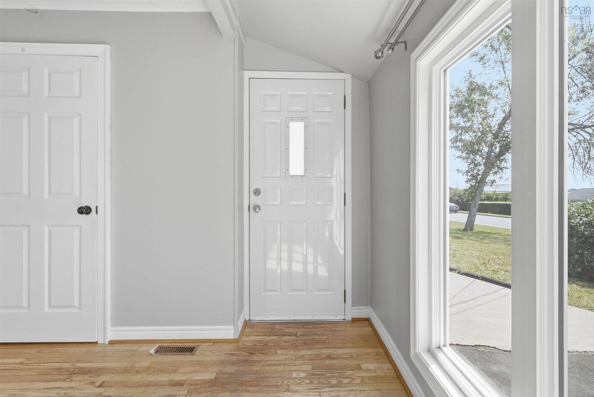 33 Inverary Drive, Dartmouth, NS - Indoor Photo Showing Other Room