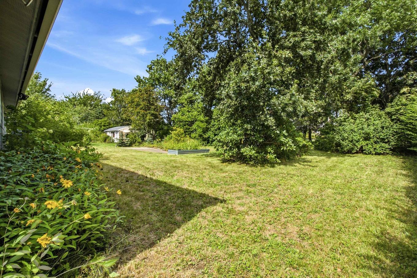 33 Inverary Drive, Dartmouth, NS - Outdoor