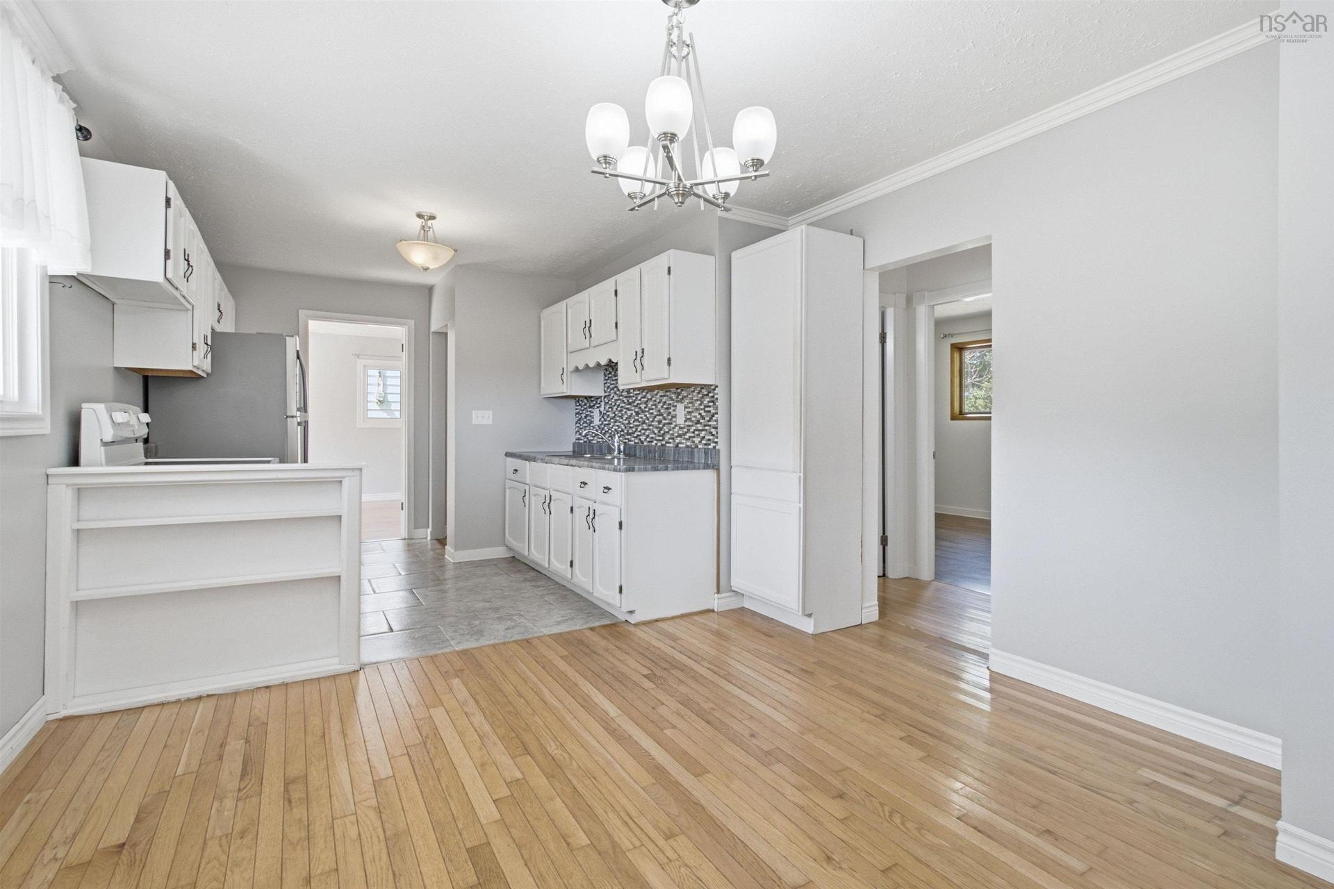 33 Inverary Drive, Dartmouth, NS - Indoor Photo Showing Kitchen