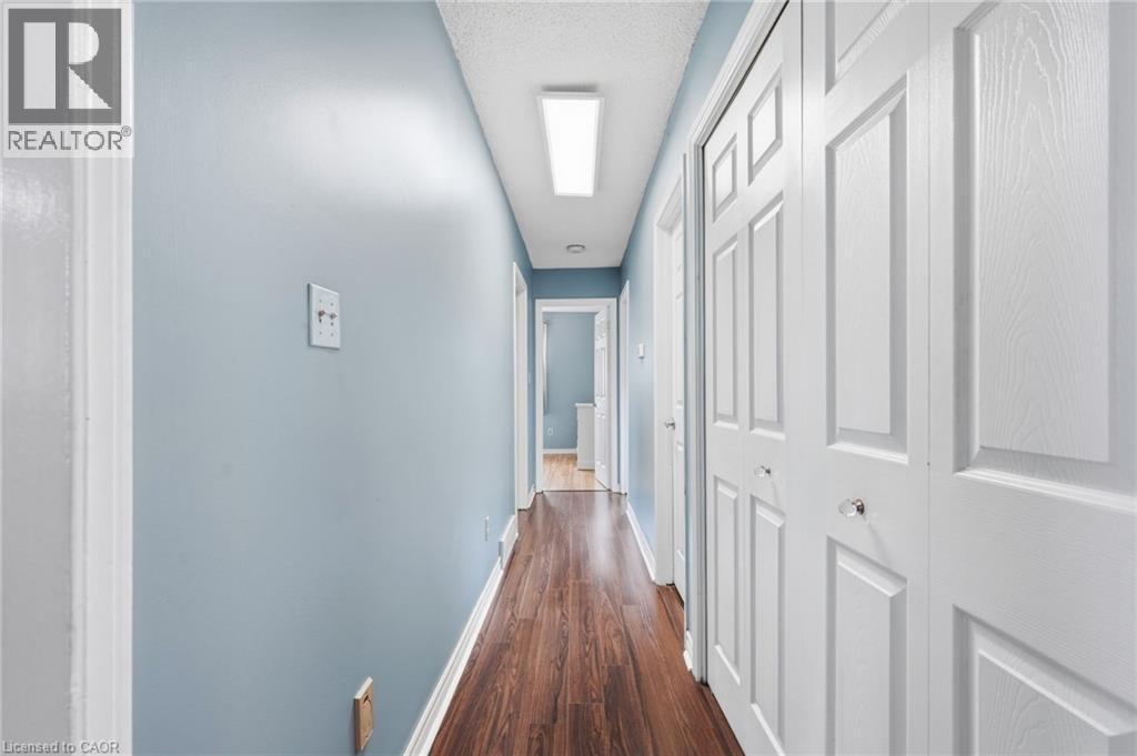 49 Markson Crescent, Hamilton, ON - Indoor Photo Showing Other Room