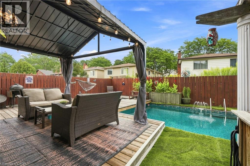 49 Markson Crescent, Hamilton, ON - Outdoor With In Ground Pool With Deck Patio Veranda With Exterior