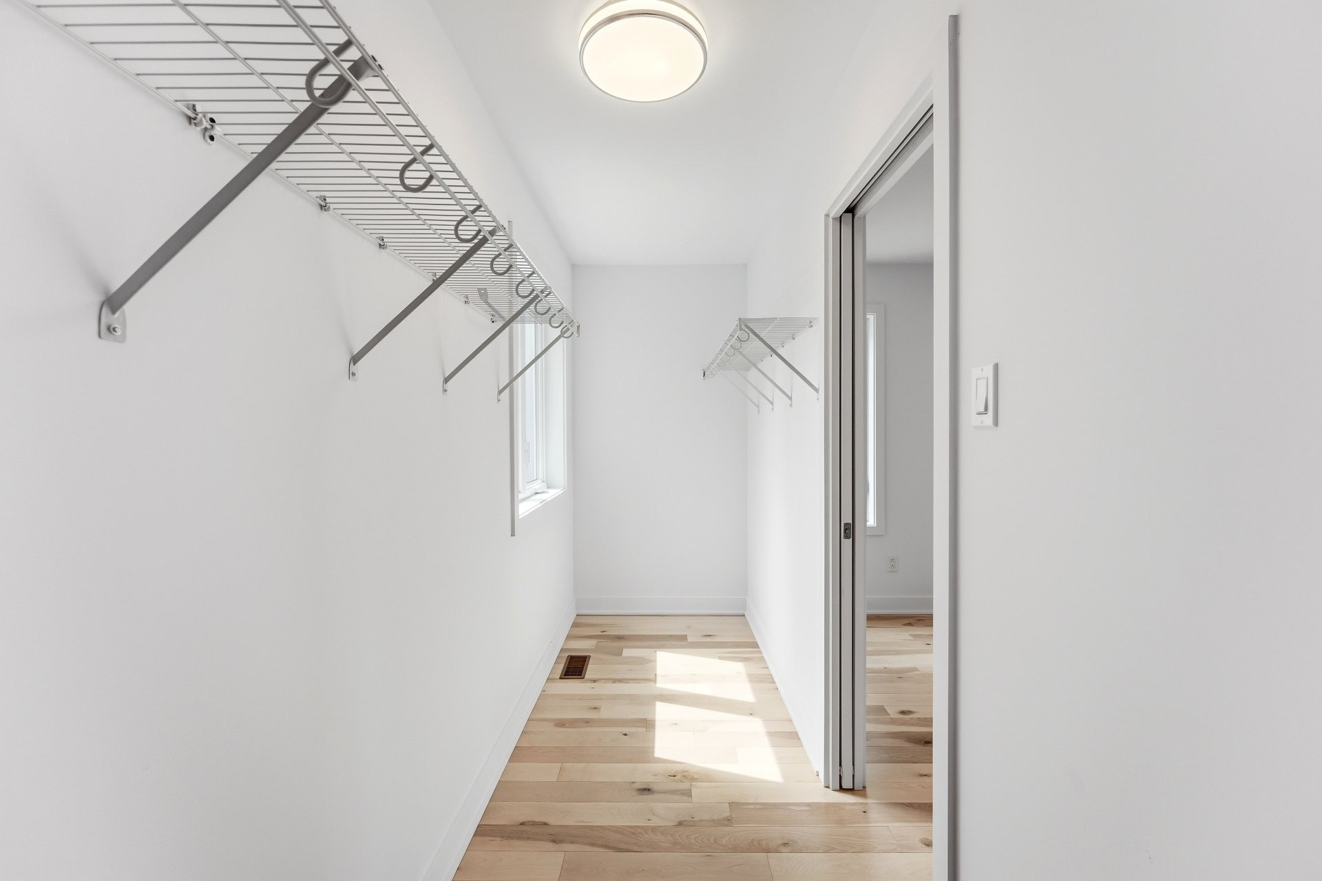 Closet - Rue Des Cèdres, L'Assomption, QC - Indoor Photo Showing Other Room