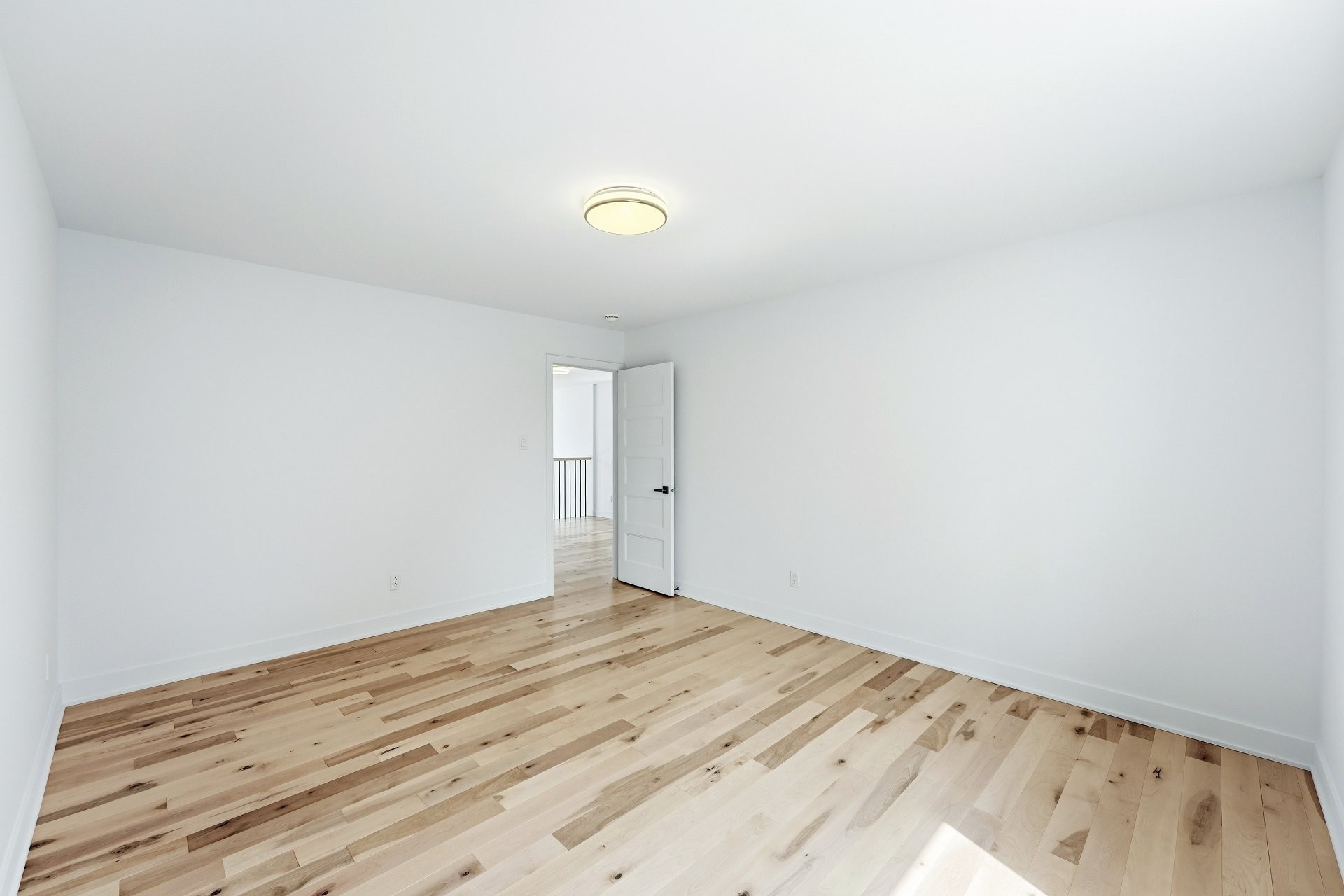 Bedroom - Rue Des Cèdres, L'Assomption, QC - Indoor Photo Showing Other Room