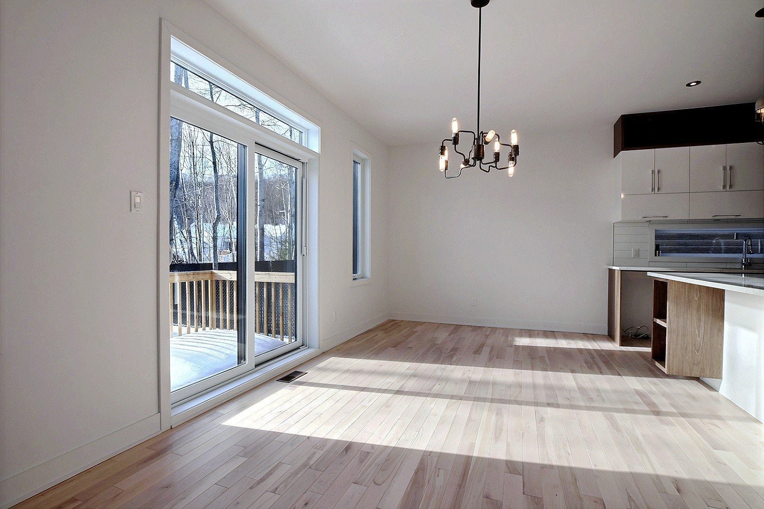Dining Room - Rue Des Cèdres, L'Assomption, QC - Indoor Photo Showing Kitchen