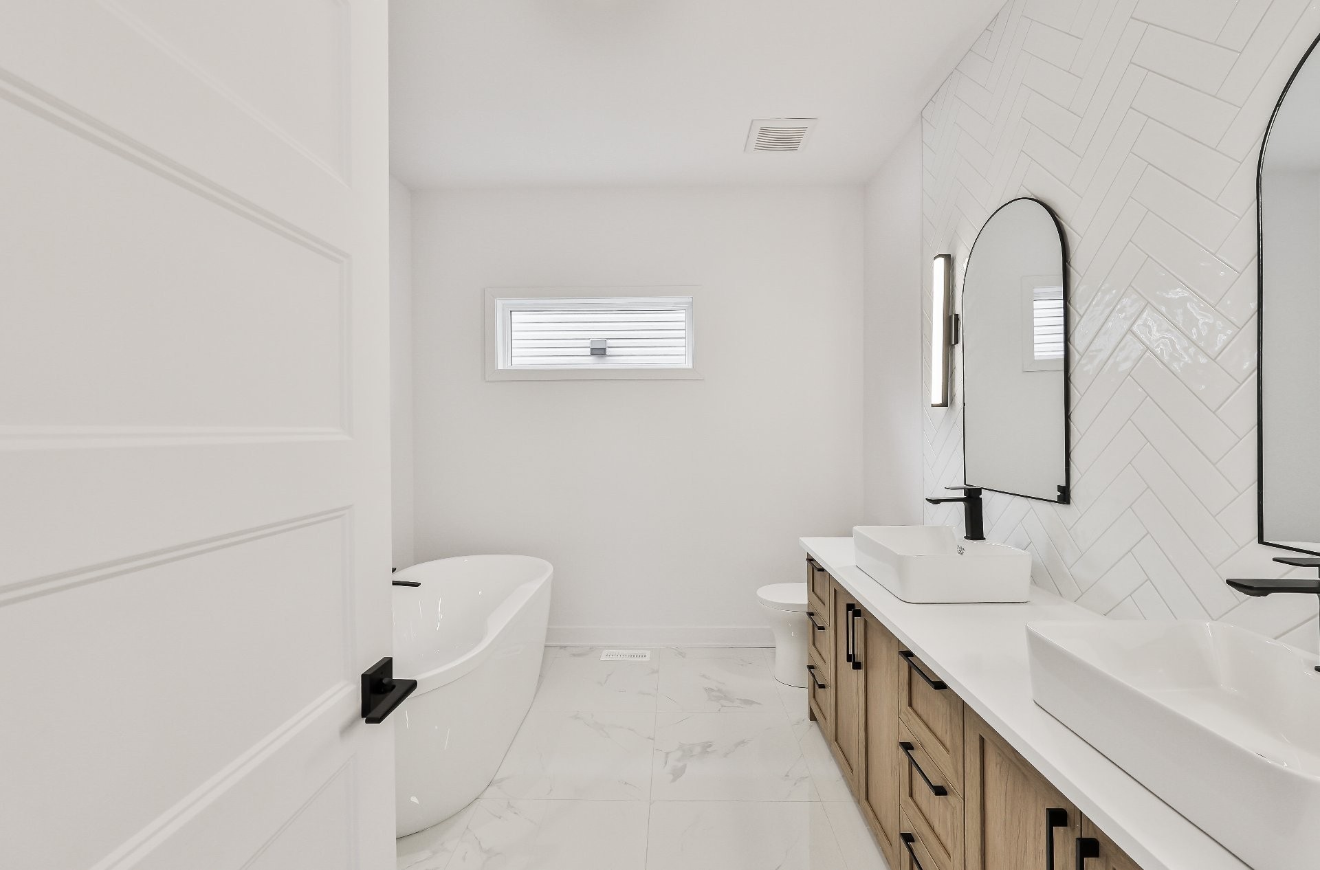 Bathroom - Rue Des Cèdres, L'Assomption, QC - Indoor Photo Showing Bathroom