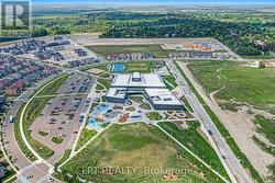 Community Centre / Splash Pad - Walking Distance - 