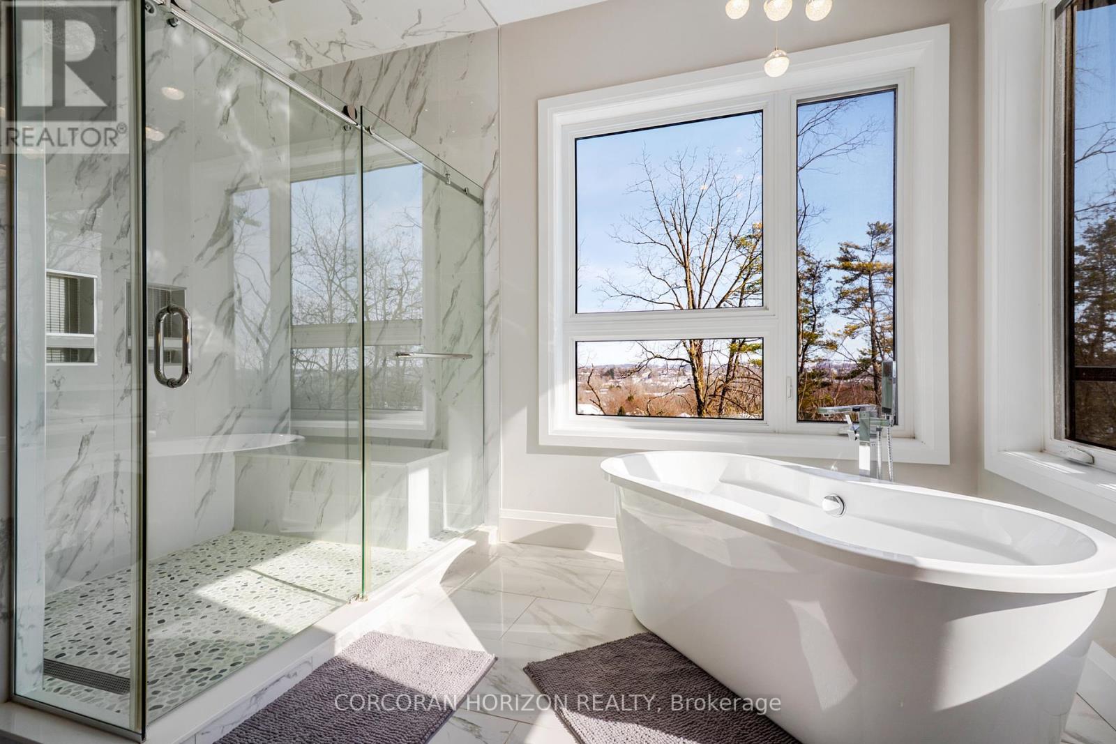 111 Grand Ridge Drive, Cambridge, ON - Indoor Photo Showing Bathroom