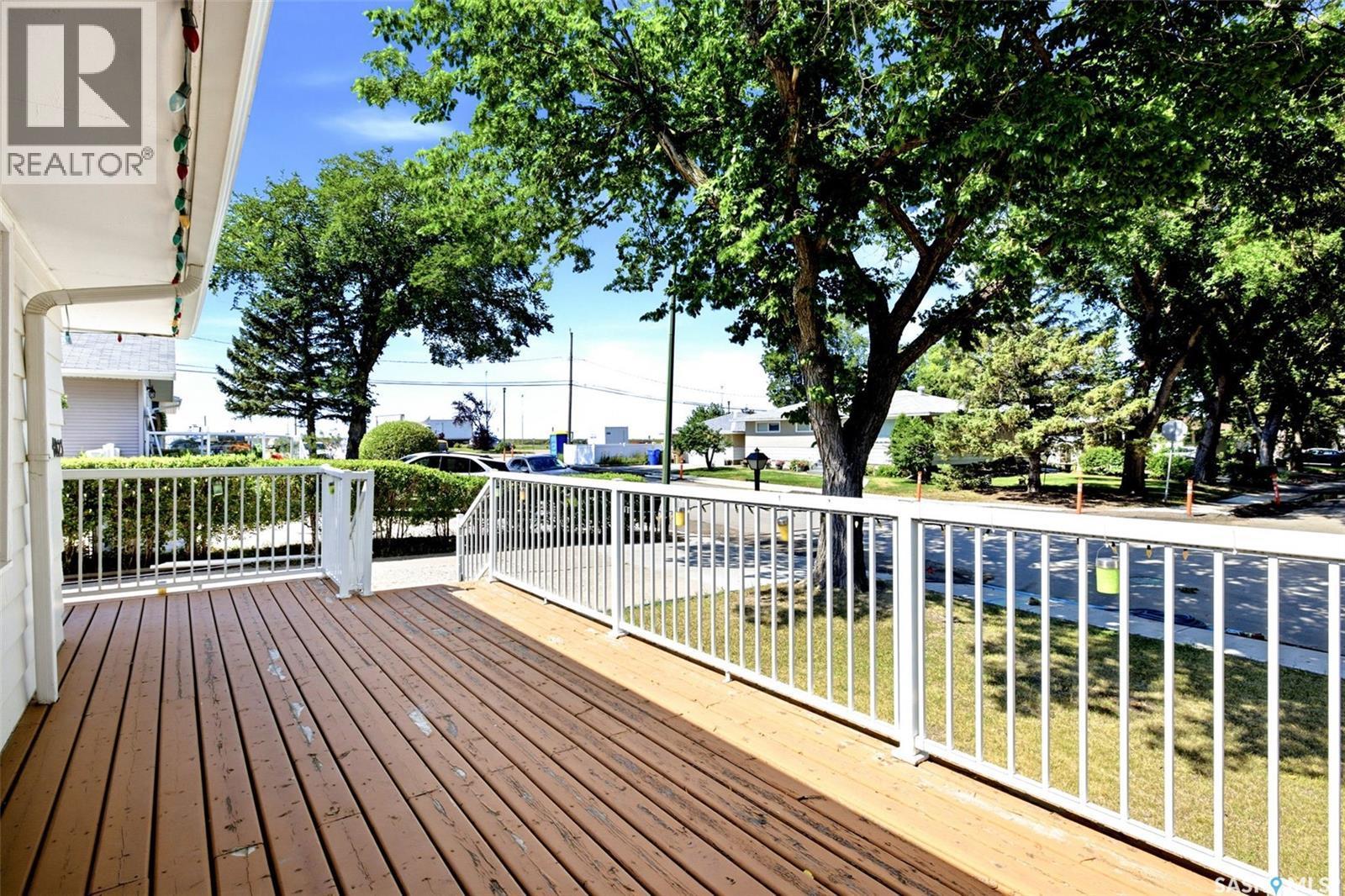 4023 Mcphail Avenue, Regina, SK - Outdoor With Deck Patio Veranda