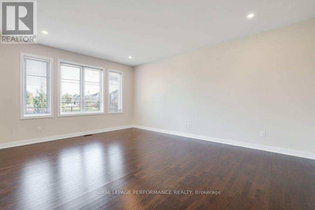 119 Hackamore Crescent, Ottawa, ON - Indoor Photo Showing Other Room