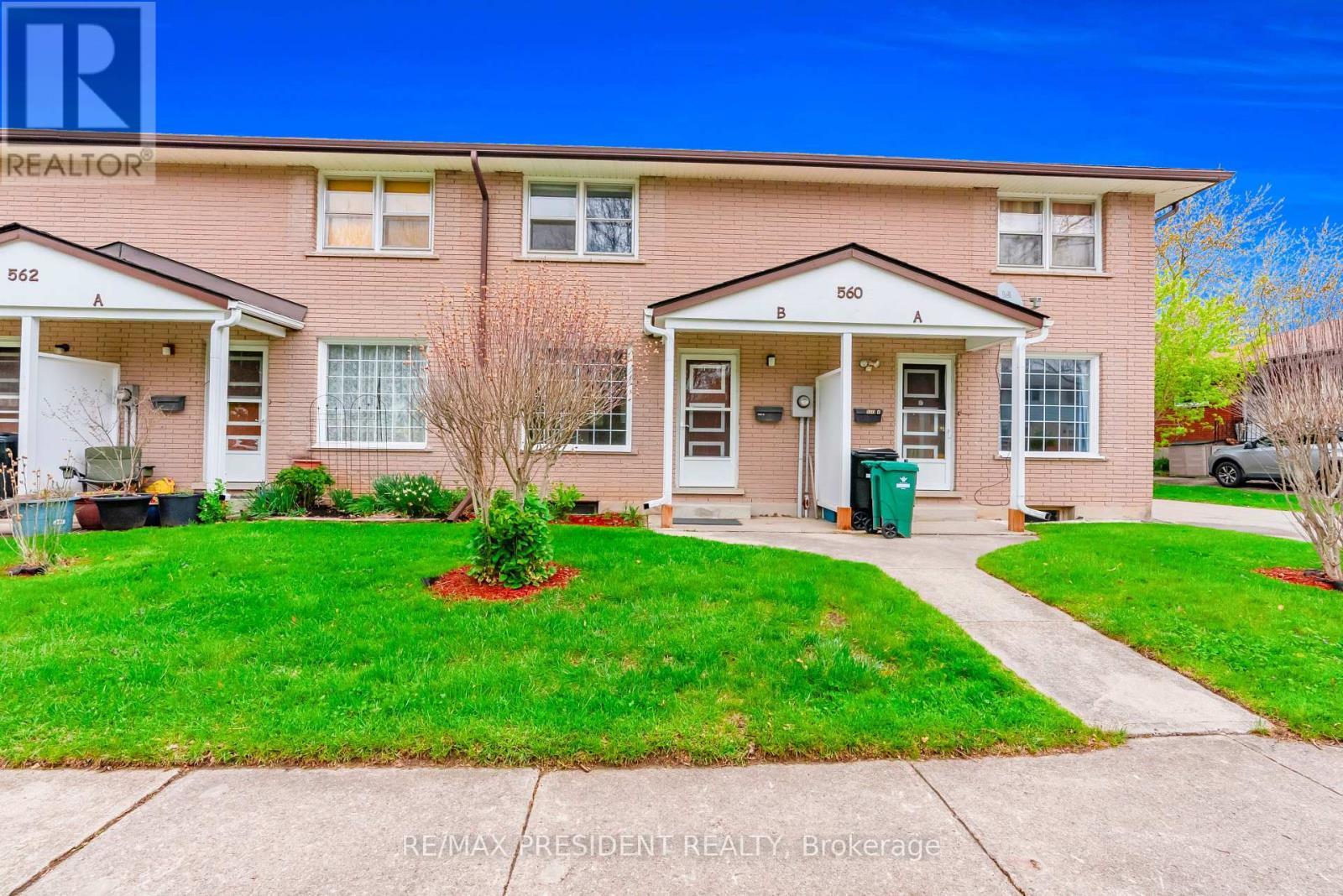 564 Brookhaven Crescent, Waterloo, ON - Outdoor