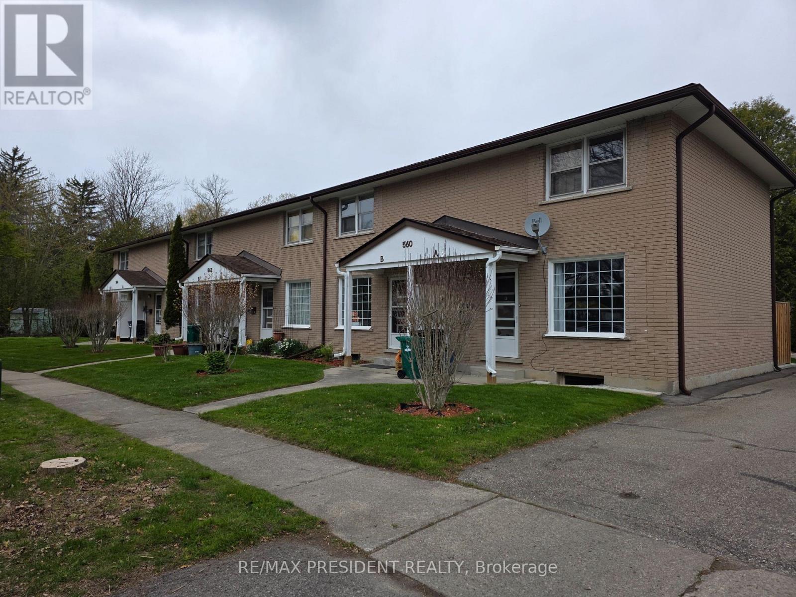 564 Brookhaven Crescent, Waterloo, ON - Outdoor With Facade