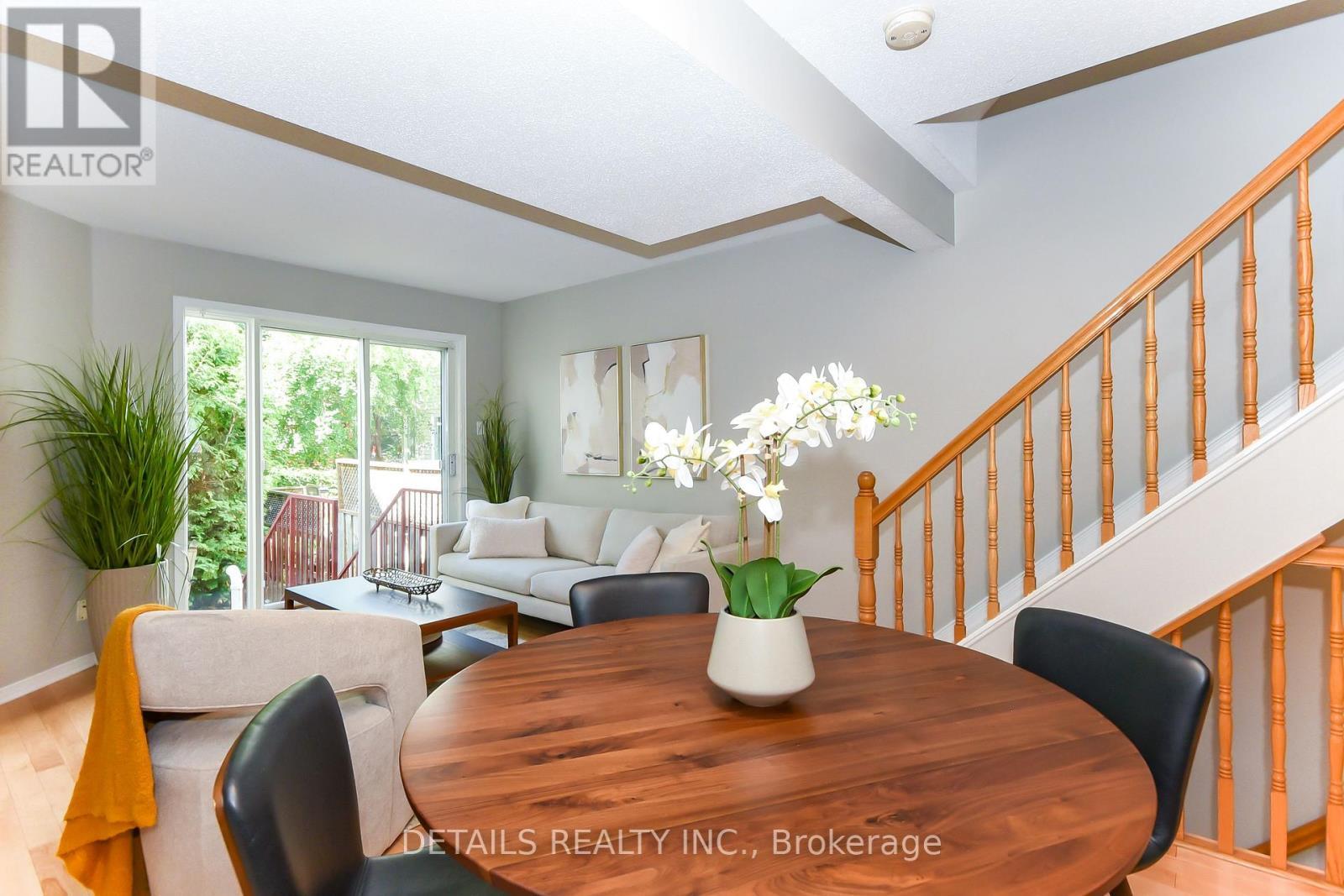 158 Forward Avenue, Ottawa, ON - Indoor Photo Showing Dining Room