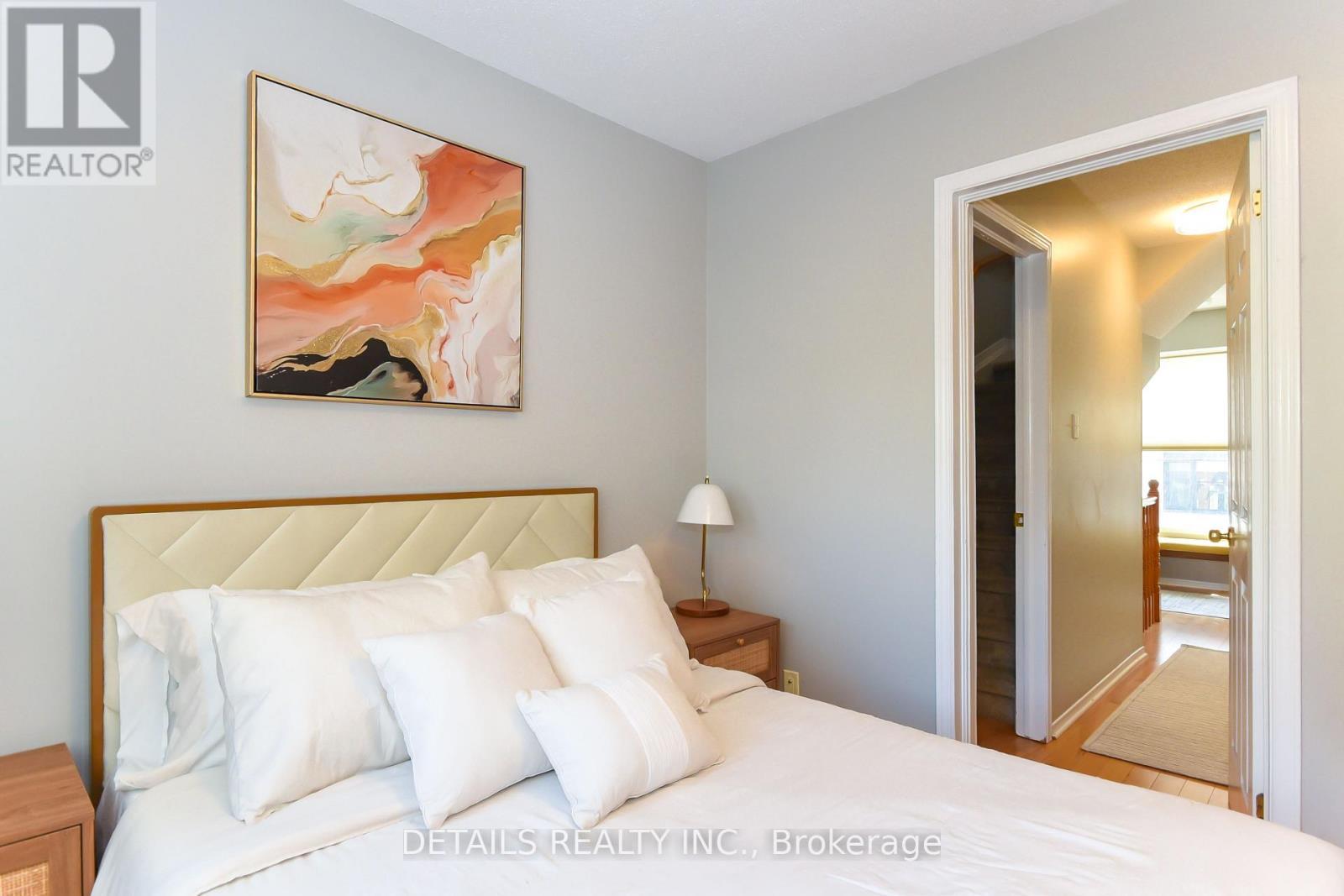 158 Forward Avenue, Ottawa, ON - Indoor Photo Showing Bedroom