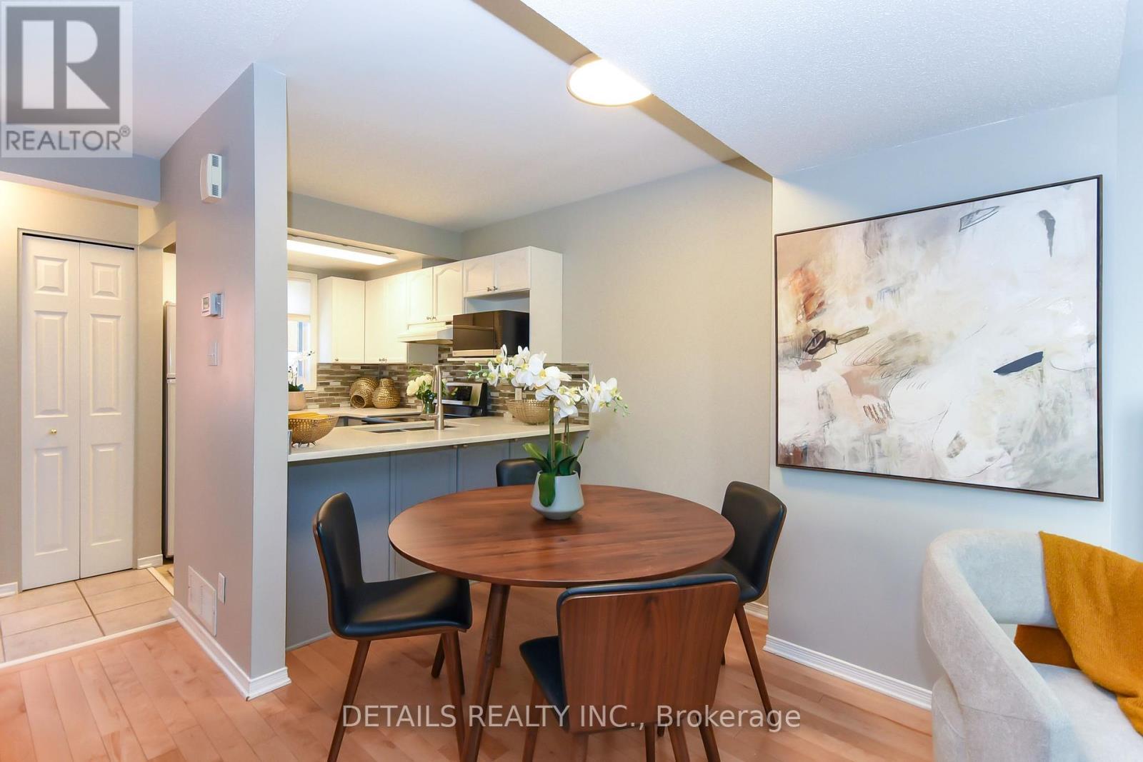 158 Forward Avenue, Ottawa, ON - Indoor Photo Showing Dining Room