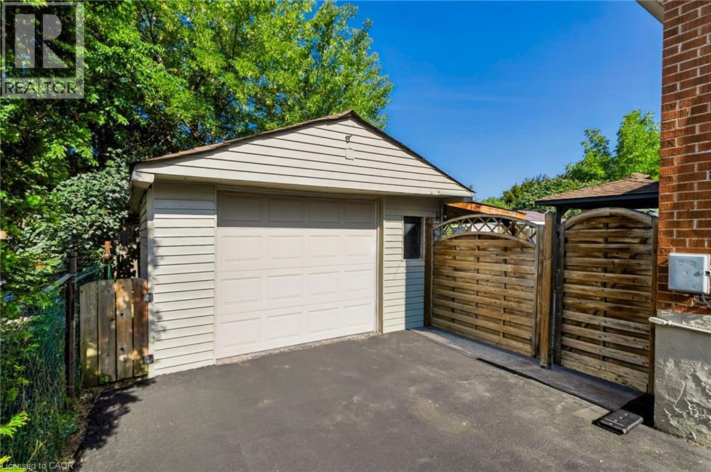 164 Charlotte Street, Hamilton, ON - Outdoor With Exterior