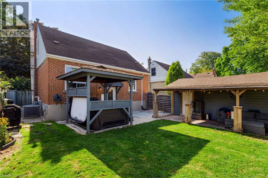 164 Charlotte Street, Hamilton, ON - Outdoor With Deck Patio Veranda