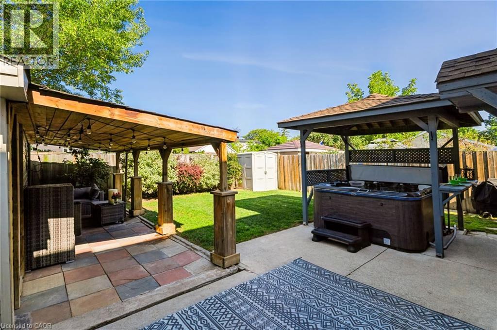 164 Charlotte Street, Hamilton, ON - Outdoor