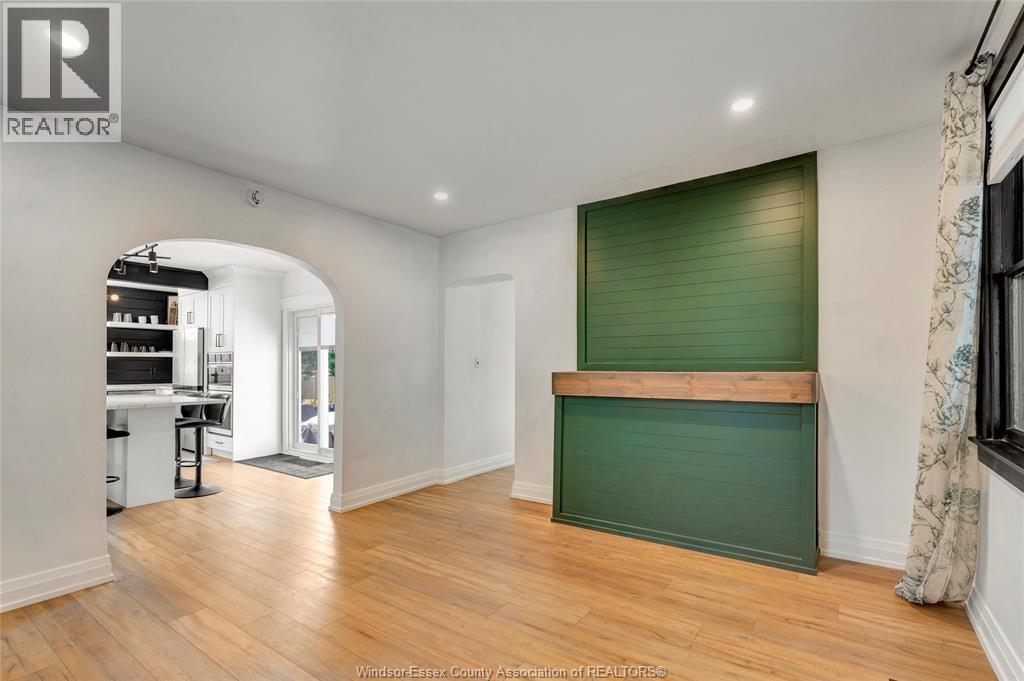 2329 Meighen Road, Windsor, ON - Indoor Photo Showing Other Room