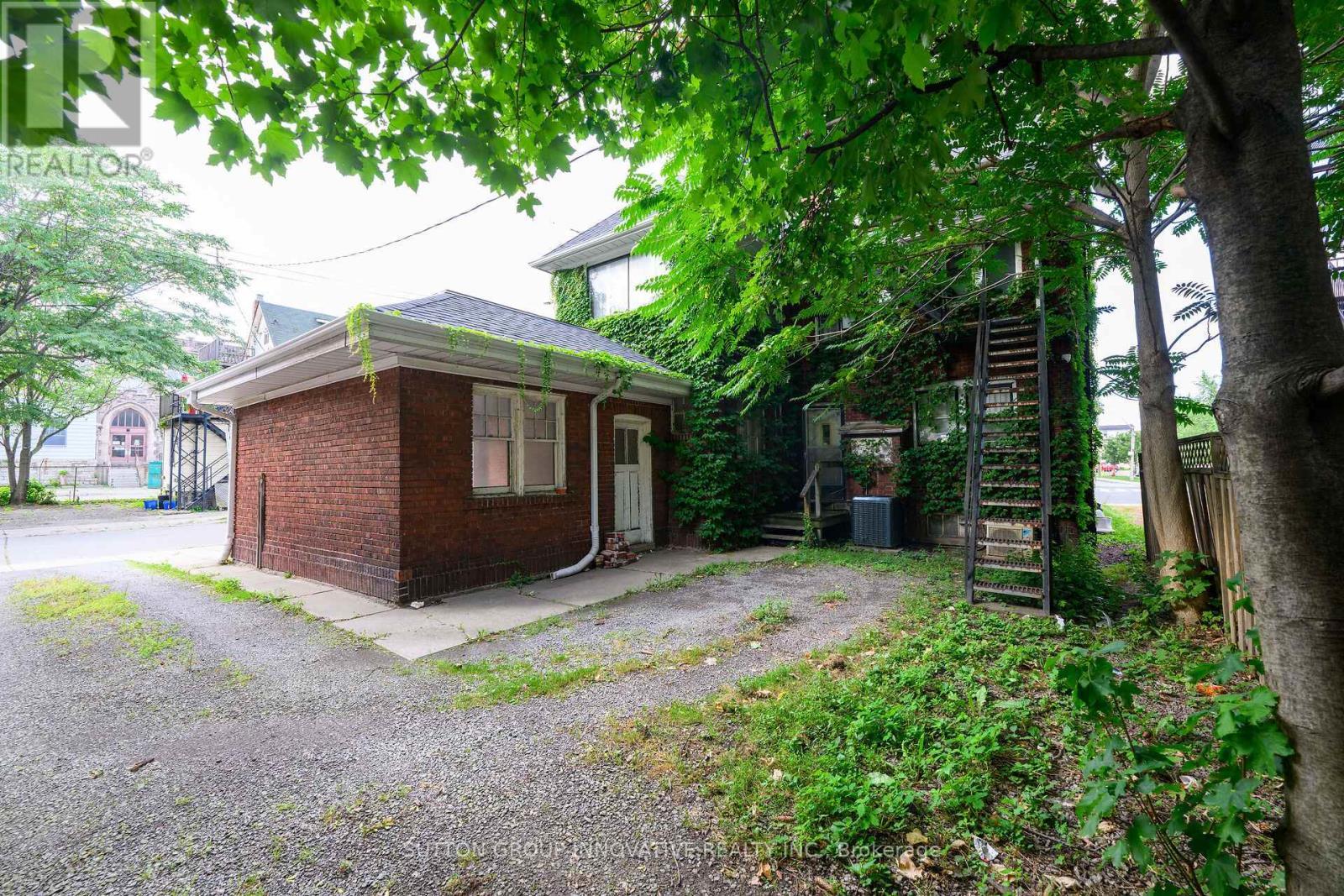 414 Main Street E, Hamilton, ON