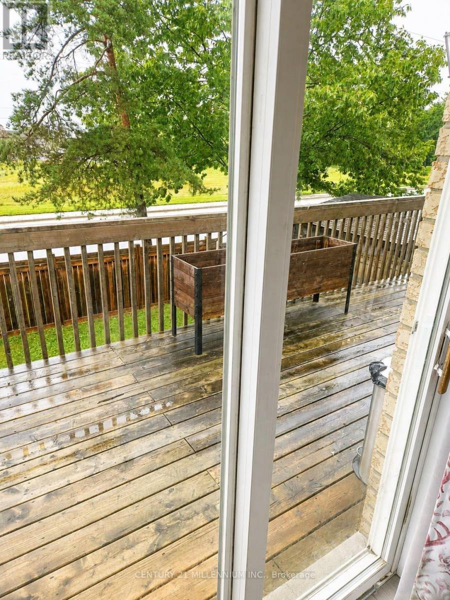 89 Masters Drive, Barrie, ON - Outdoor With Exterior
