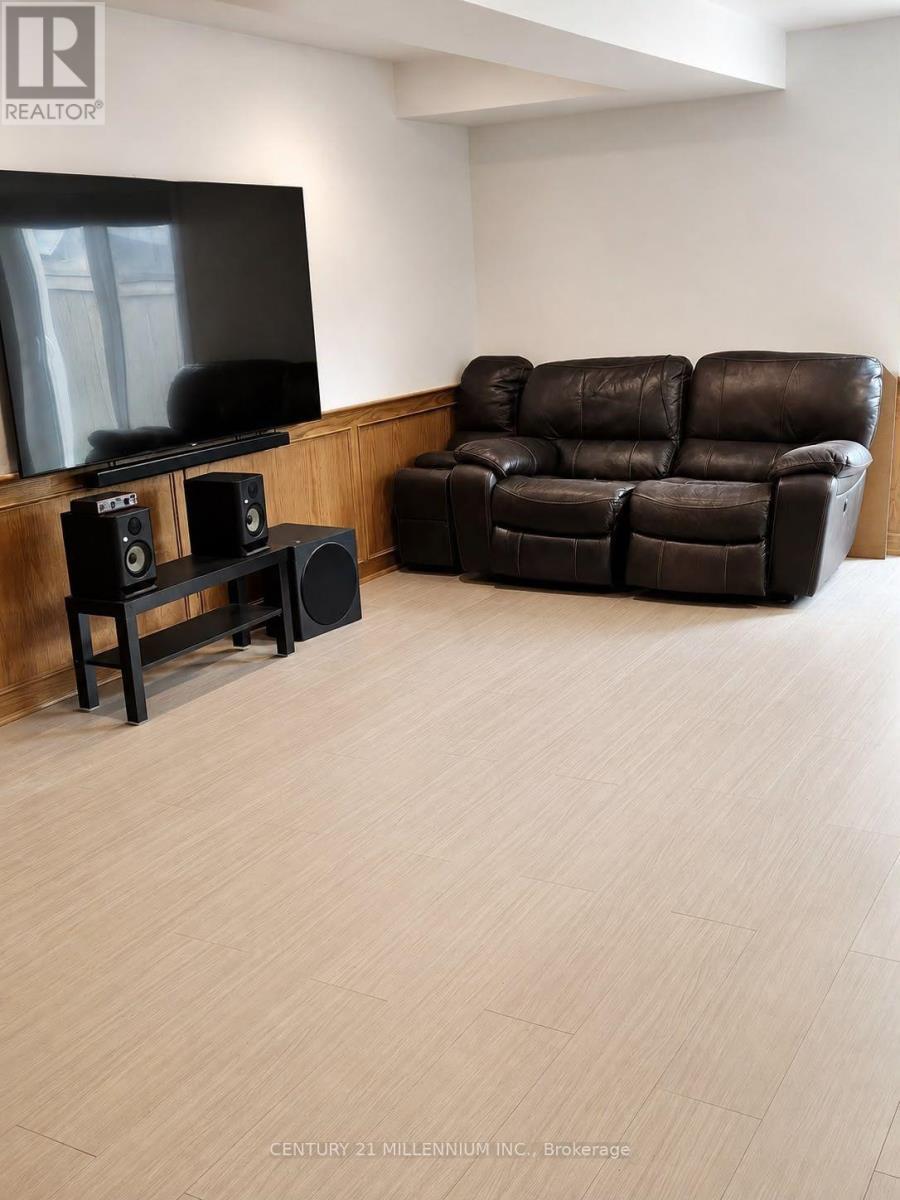 89 Masters Drive, Barrie, ON - Indoor