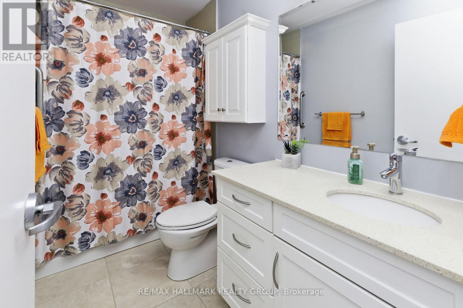 206 - 310 Centrum Boulevard, Ottawa, ON - Indoor Photo Showing Bathroom