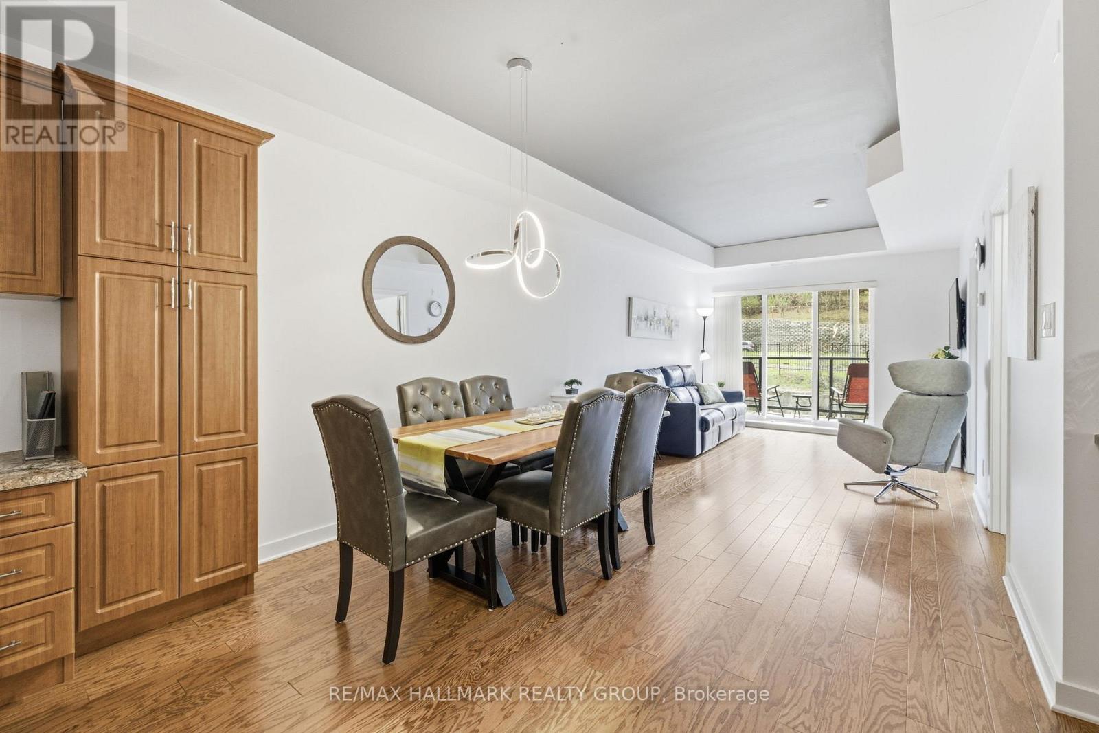 206 - 310 Centrum Boulevard, Ottawa, ON - Indoor Photo Showing Dining Room