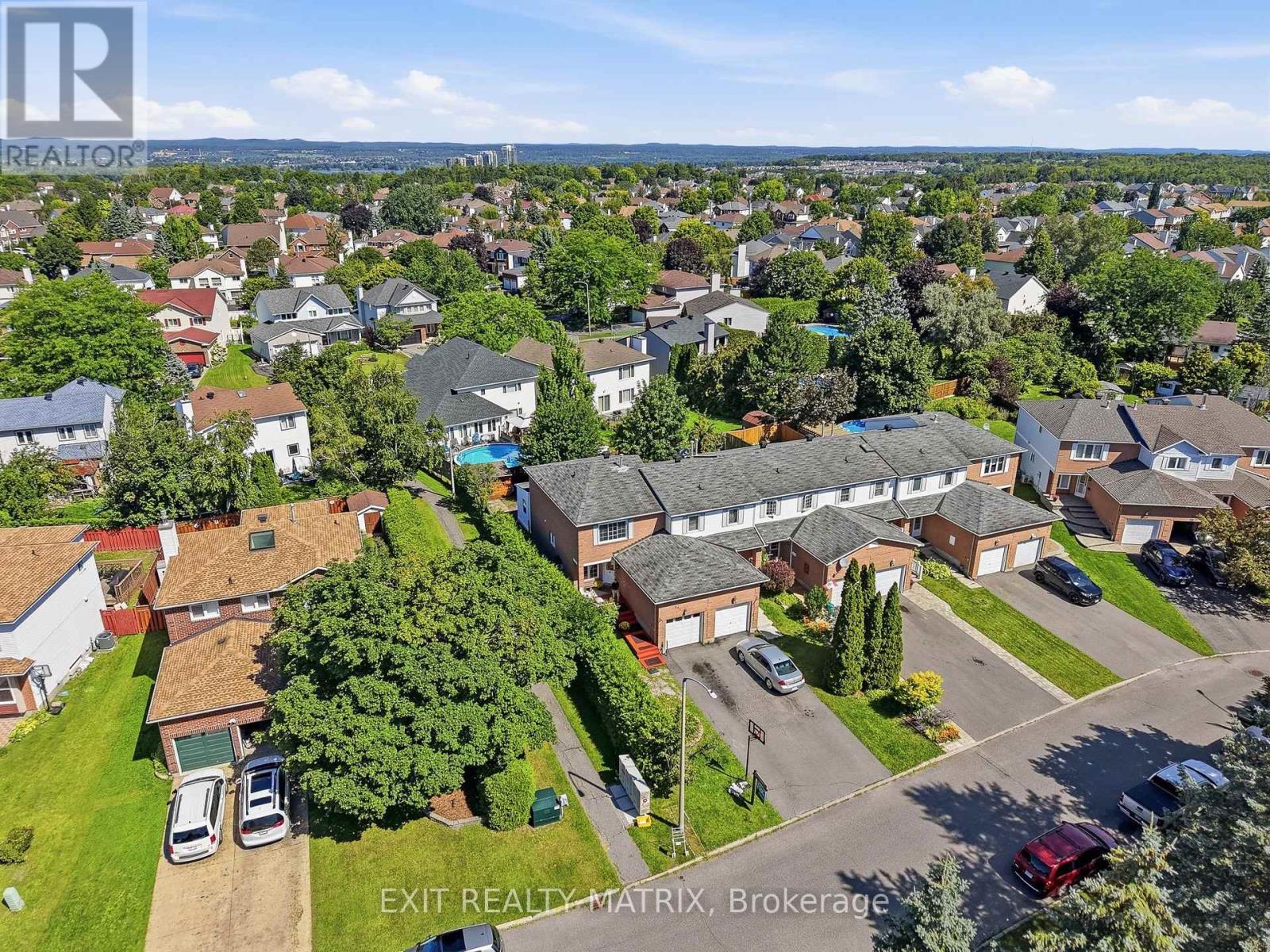751 Clearcrest Crescent, Ottawa, ON - Outdoor With View