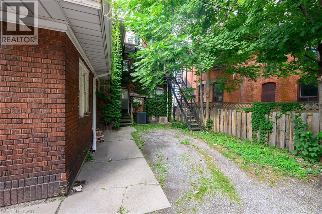 414 Main Street E, Hamilton, ON