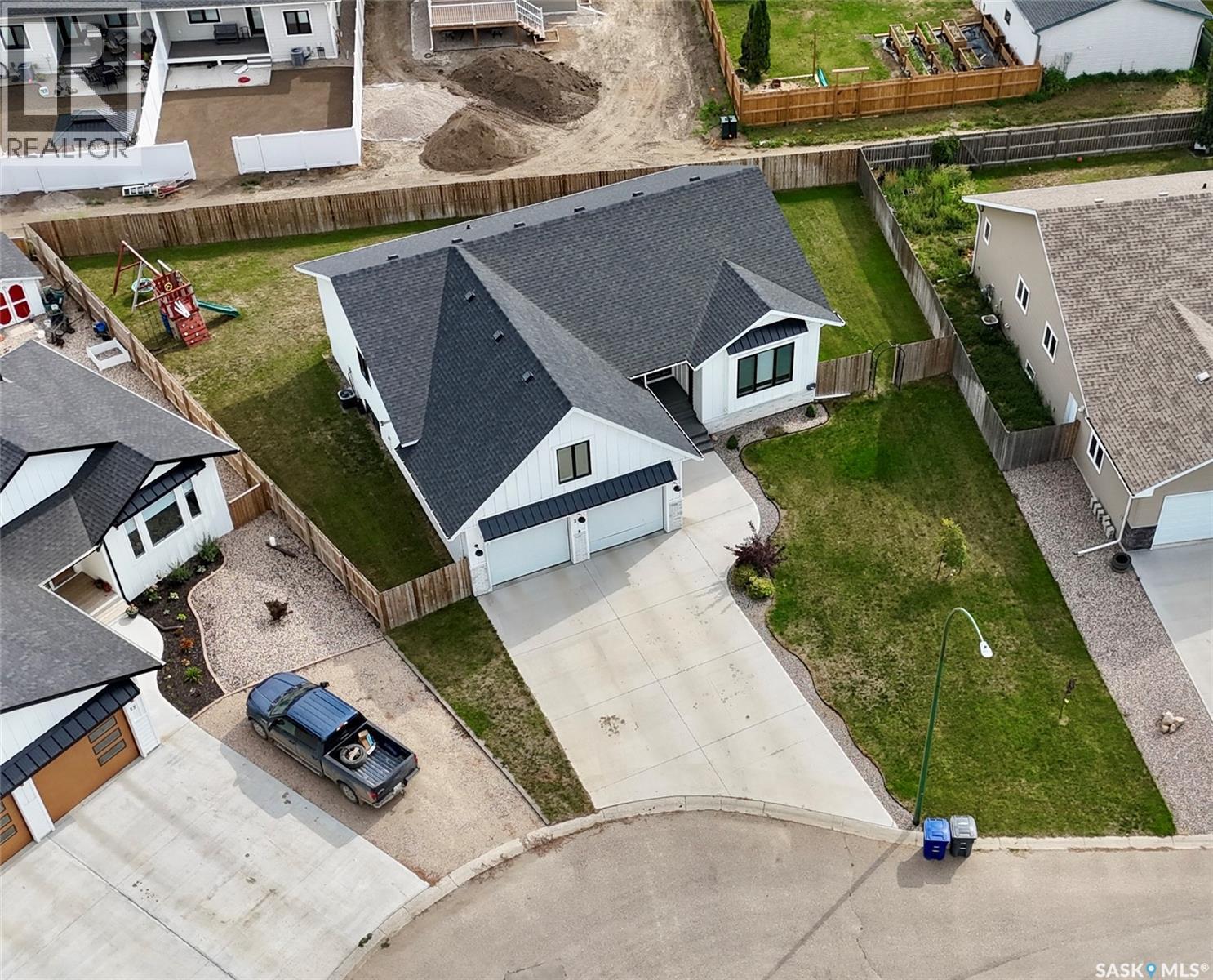 23 Chow Crescent, Outlook, SK - Outdoor