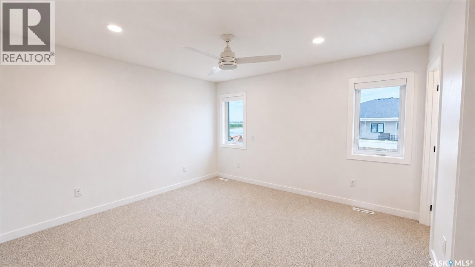 23 Chow Crescent, Outlook, SK - Indoor Photo Showing Other Room