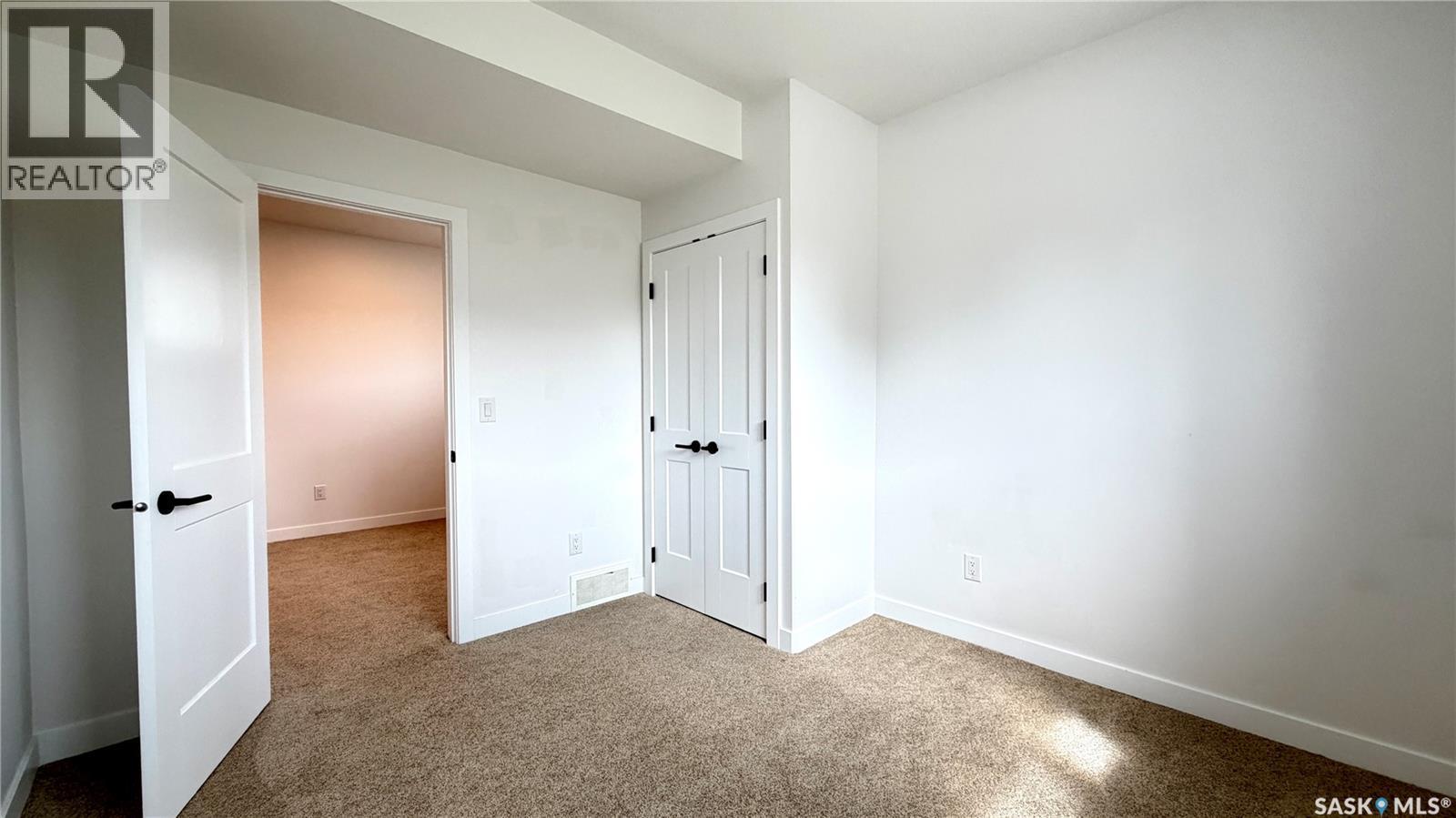 23 Chow Crescent, Outlook, SK - Indoor Photo Showing Other Room