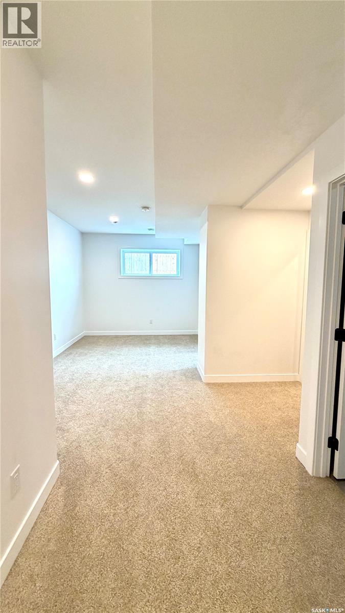 23 Chow Crescent, Outlook, SK - Indoor