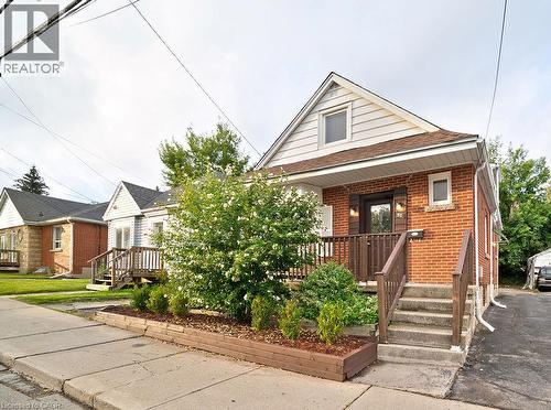 82 Whitney Avenue, Hamilton, ON - Outdoor