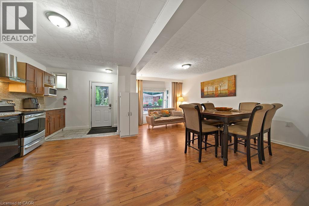 82 Whitney Avenue, Hamilton, ON - Indoor