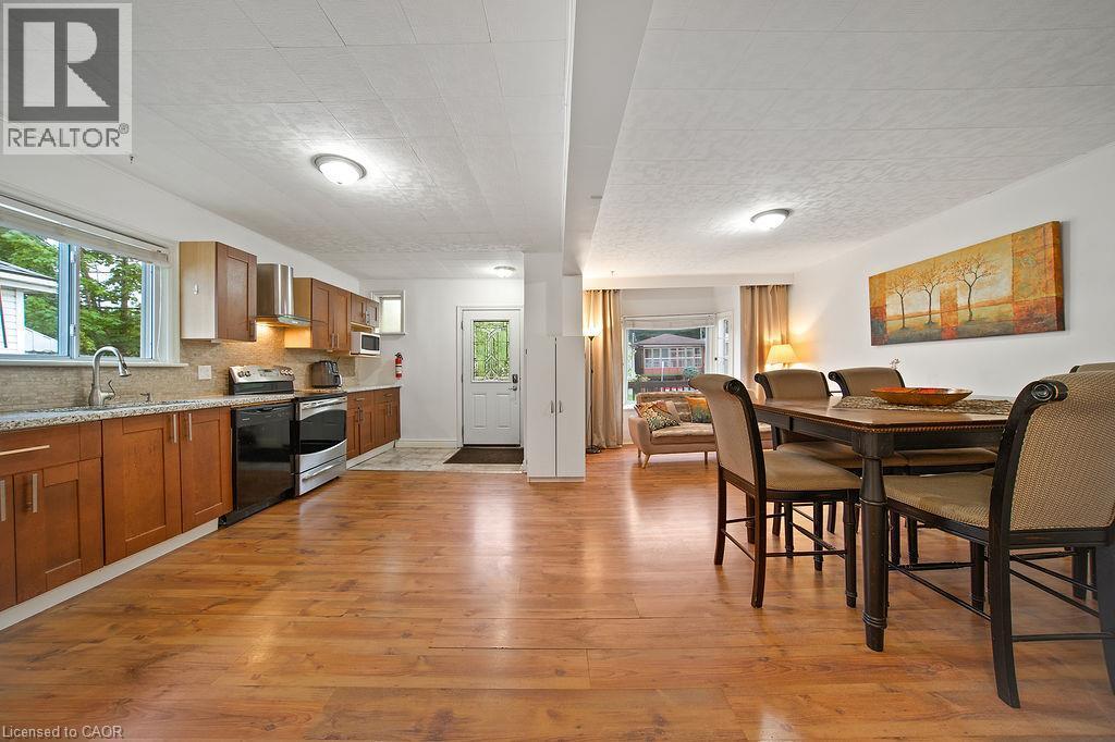 82 Whitney Avenue, Hamilton, ON - Indoor