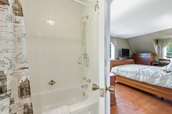 Master Bathroom - 