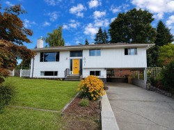 631 Warden Cds Campbell River, BC V9W 3Y4