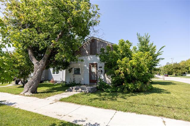 455 Jemima St, Selkirk, MB - Outdoor