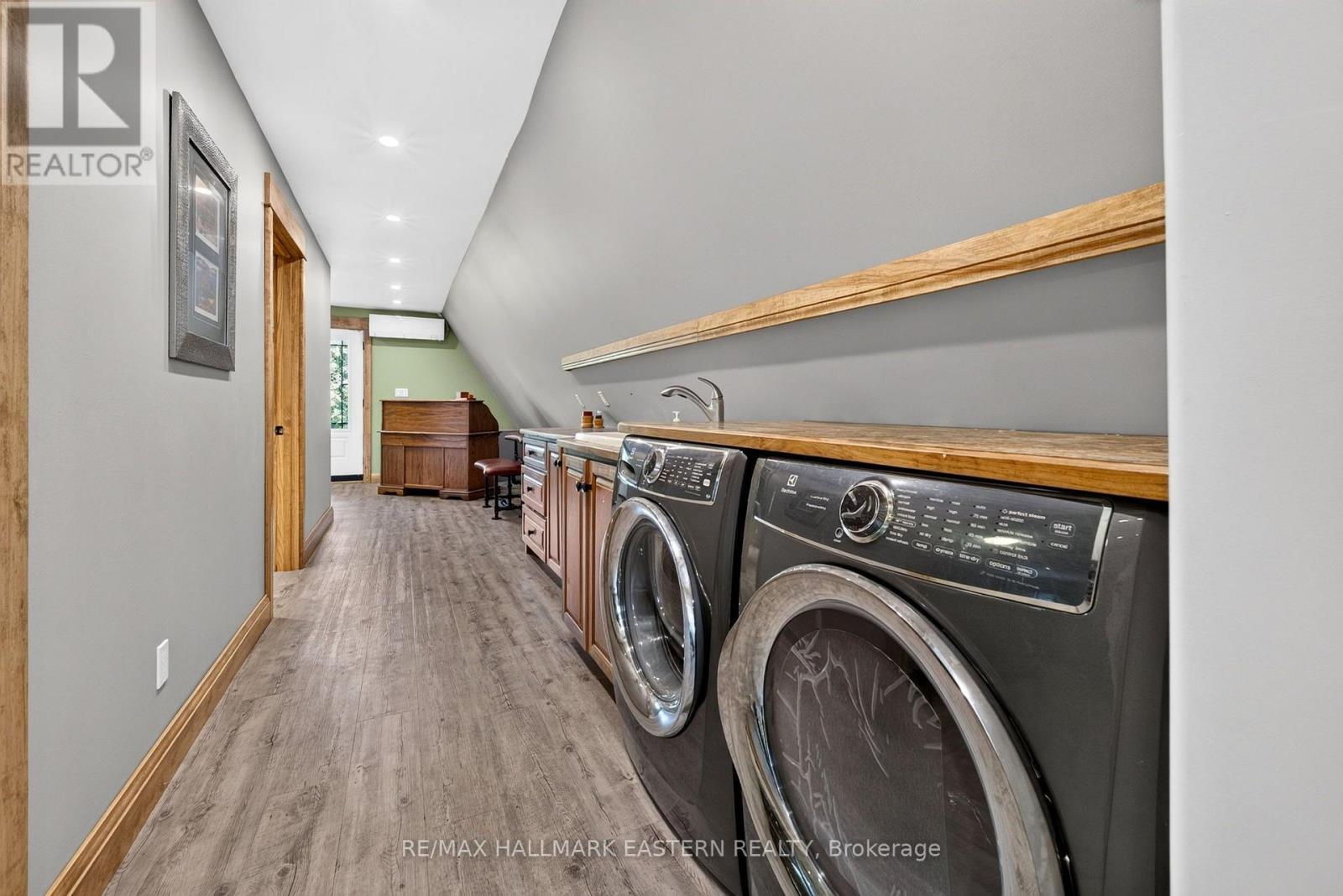 Laundry - 2215 David Fife Line, Otonabee-South Monaghan, ON - Indoor Photo Showing Laundry Room