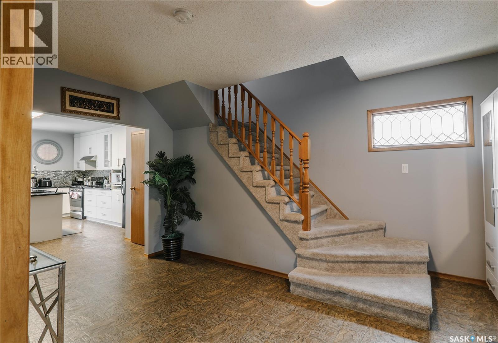 101 106Th Street W, Saskatoon, SK - Indoor Photo Showing Other Room