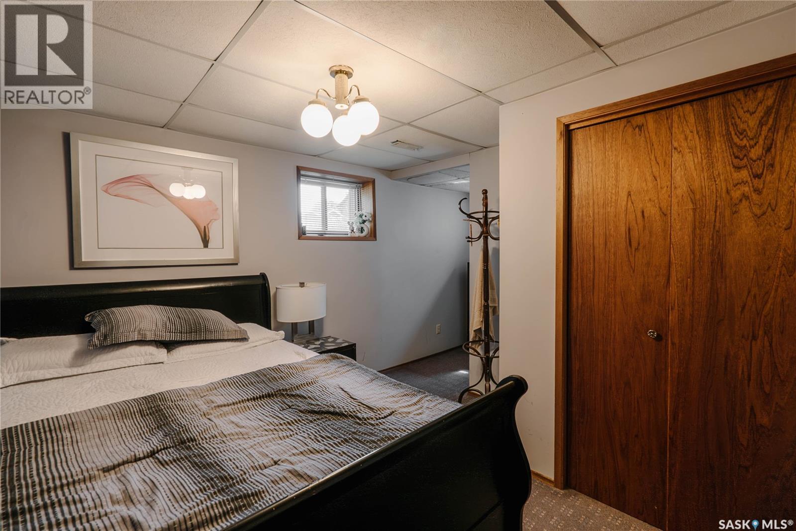 101 106Th Street W, Saskatoon, SK - Indoor Photo Showing Bedroom
